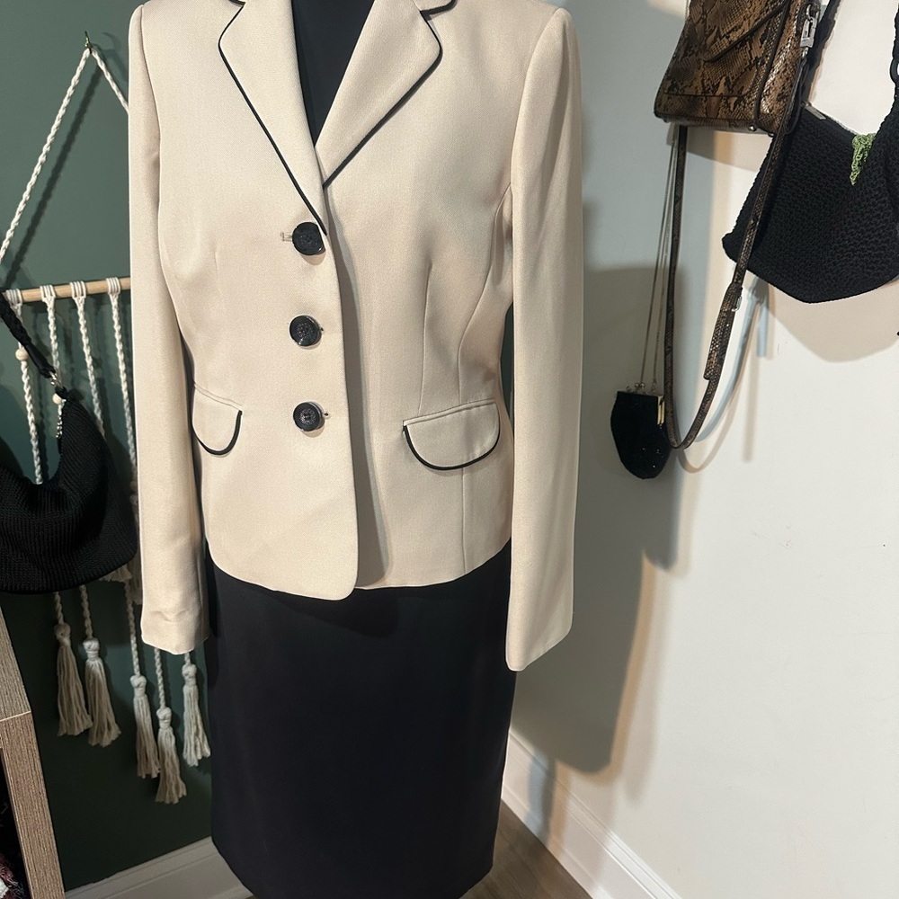 Vintage Cream Blazer and Skirt Suit with Black Trim Size 6